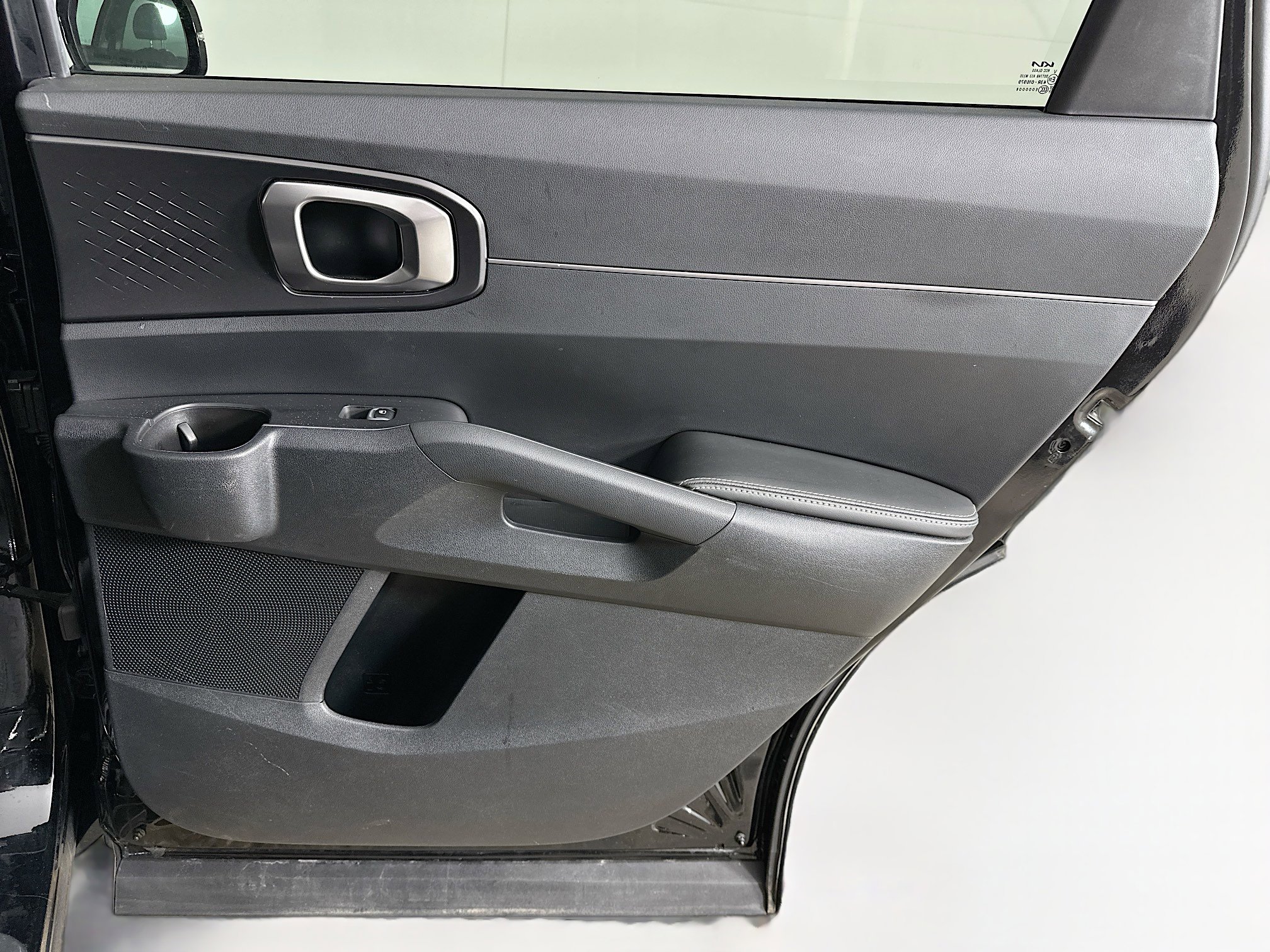 Used 2024 Kia Sorento S image 31