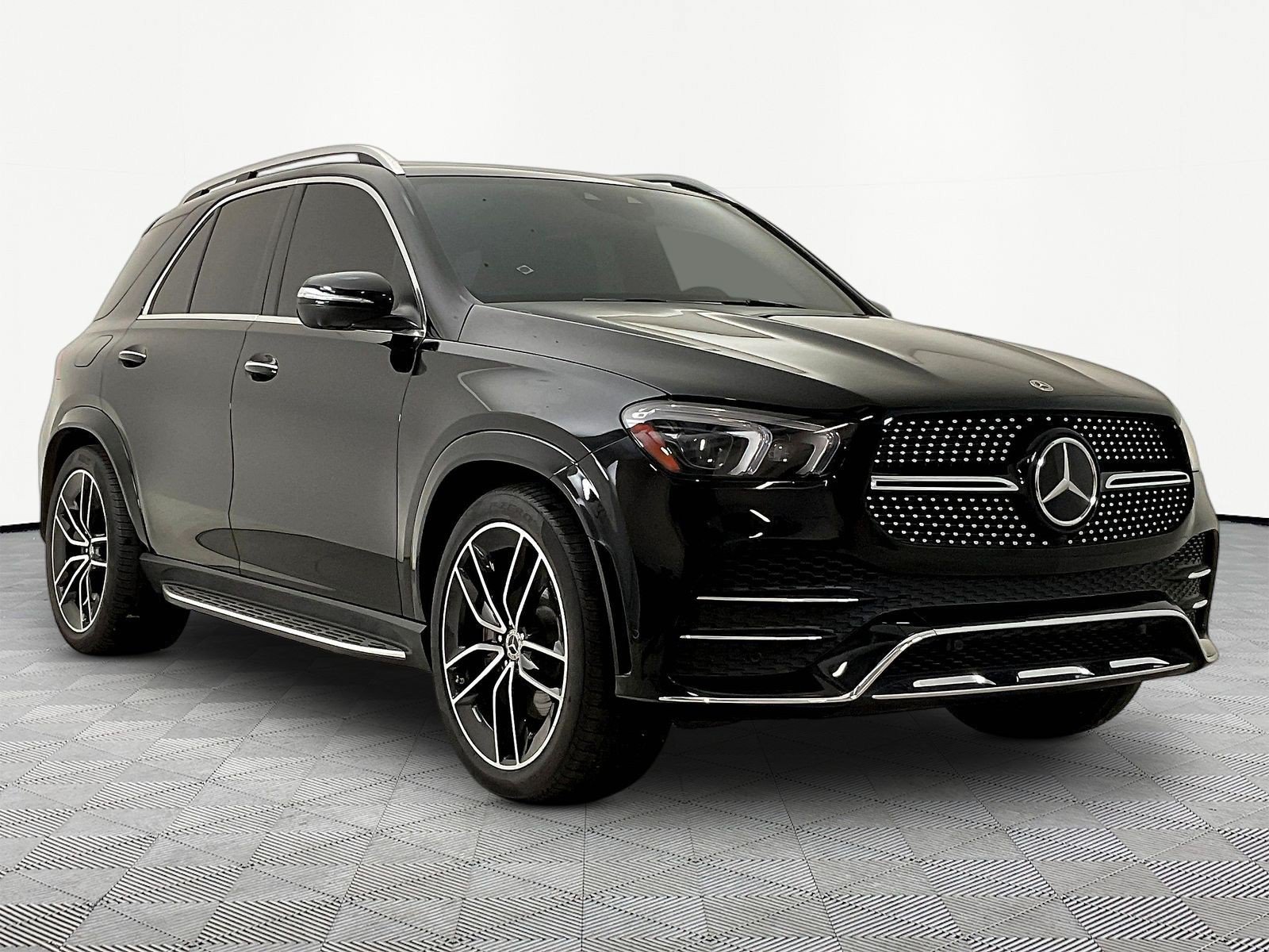 Certified 2023 Mercedes-Benz GLE 580 4MATIC image 3