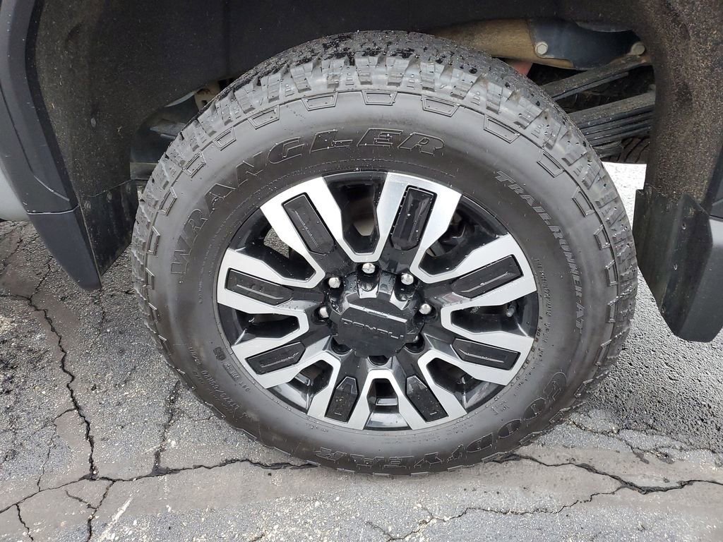 Used 2024 GMC Sierra 3500 Denali Ultimate image 35