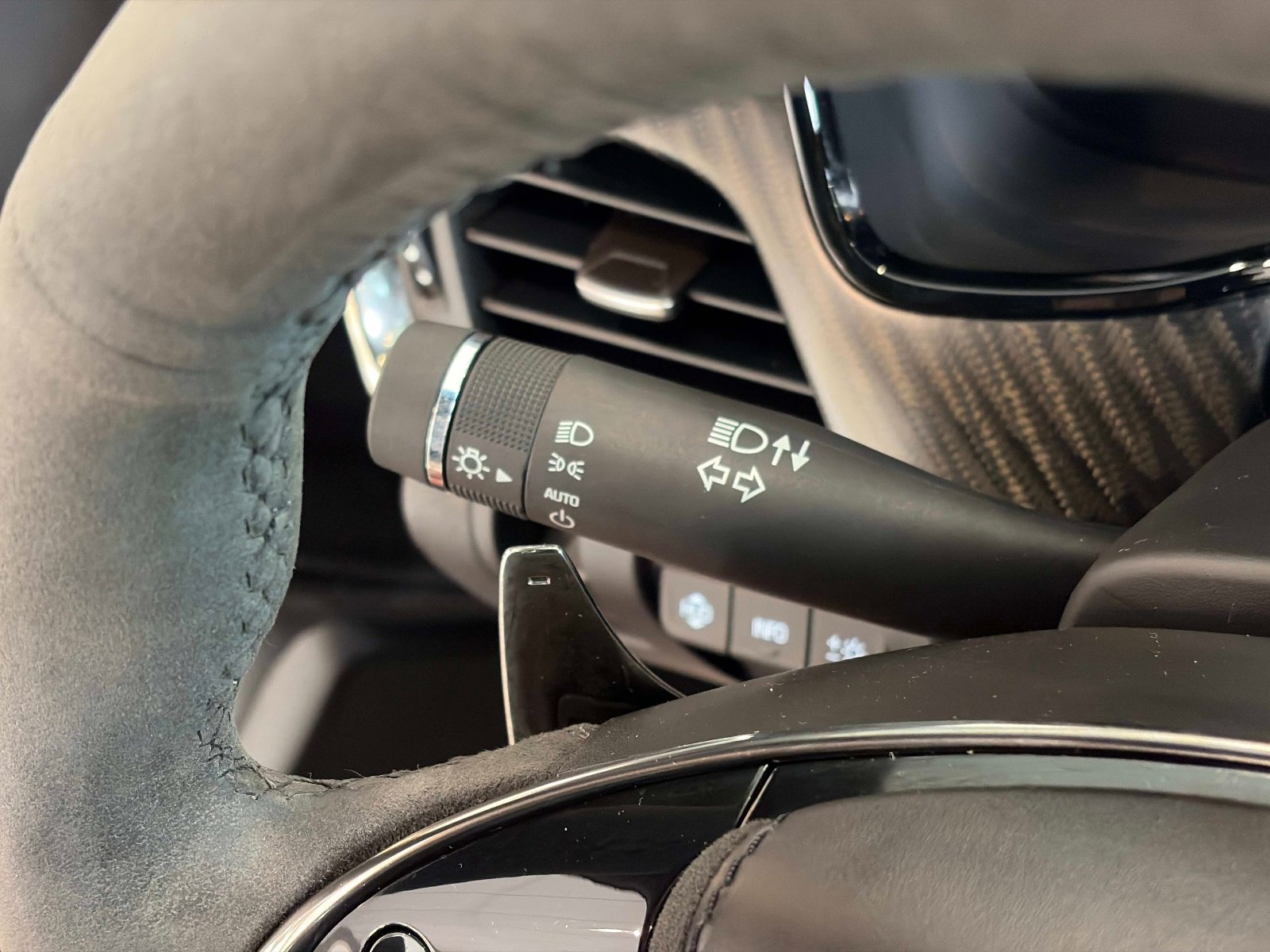 Used 2017 Cadillac CTS V w/ Carbon Black Package image 9