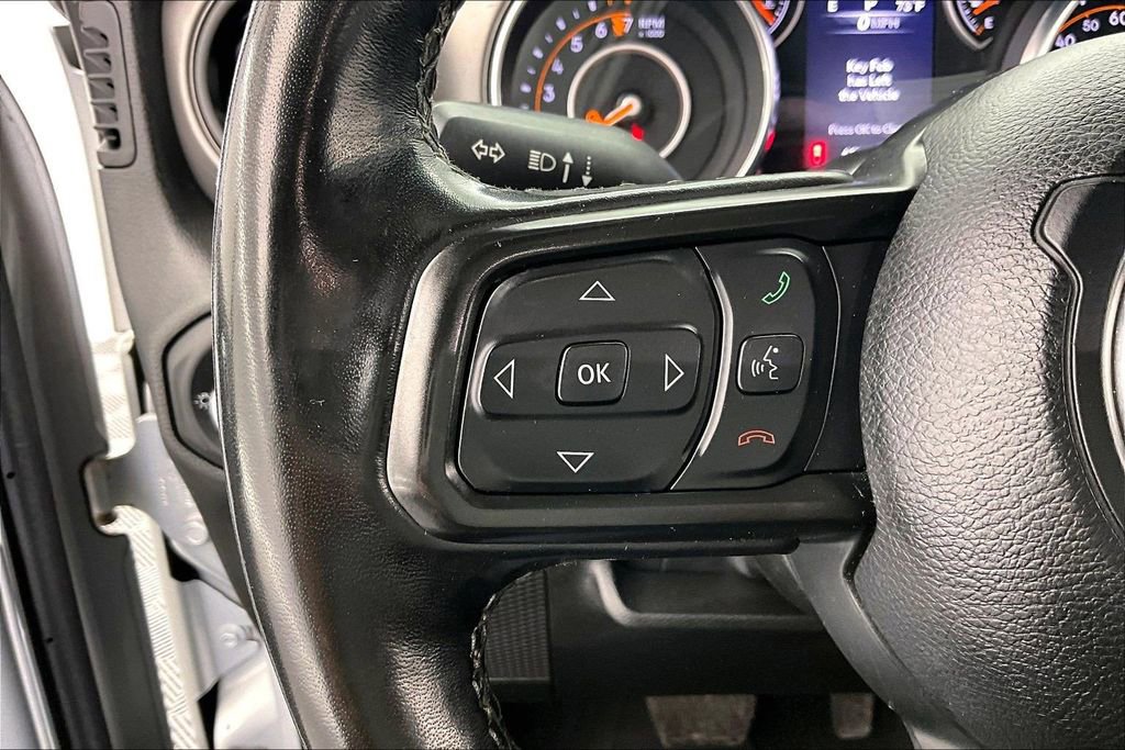 Used 2022 Jeep Gladiator Willys image 19