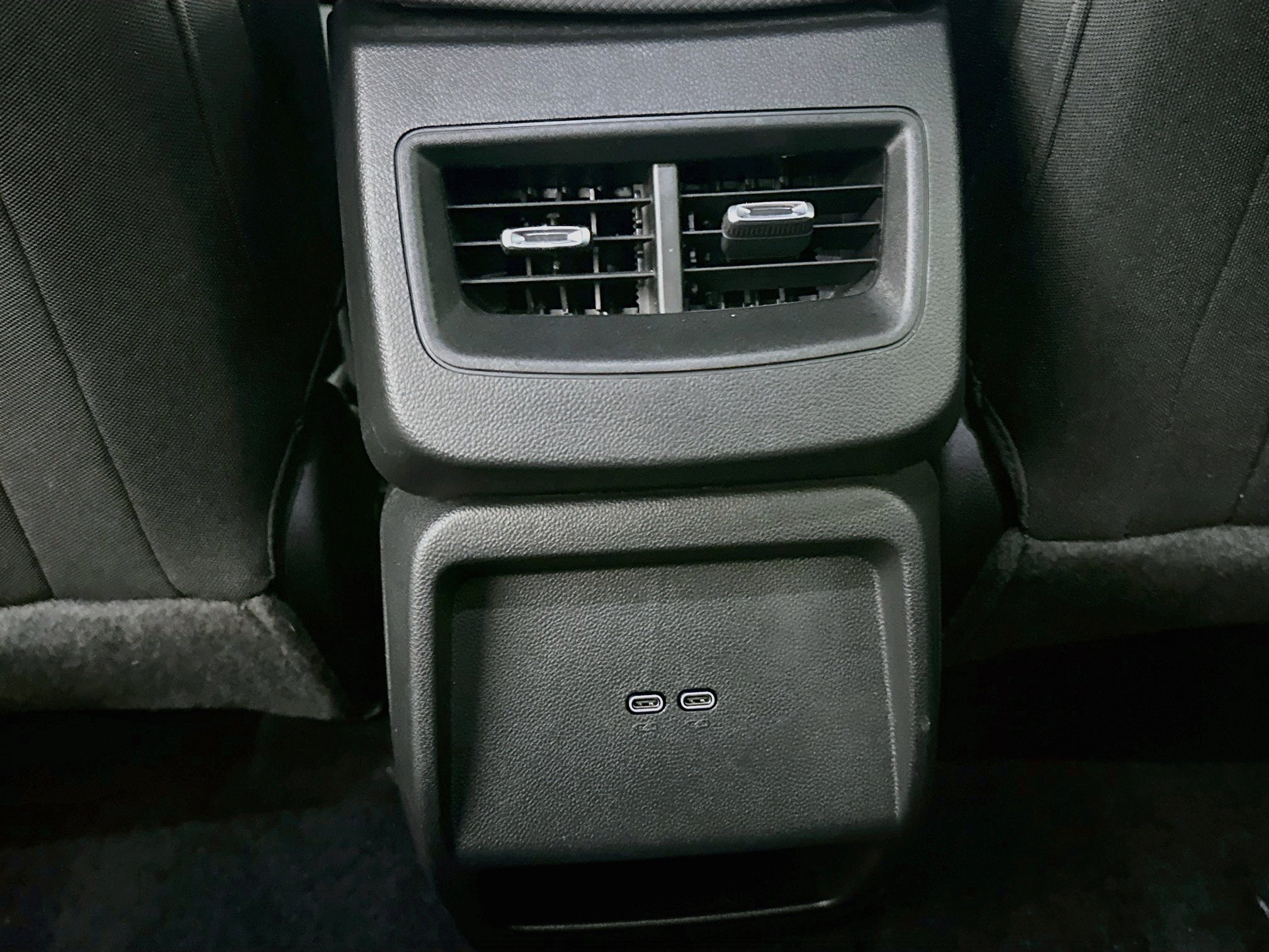 Used 2025 Chevrolet Equinox EV LT FWD image 28