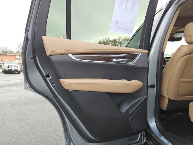 Certified 2024 Cadillac XT6 Premium Luxury w/ Platinum Package image 14