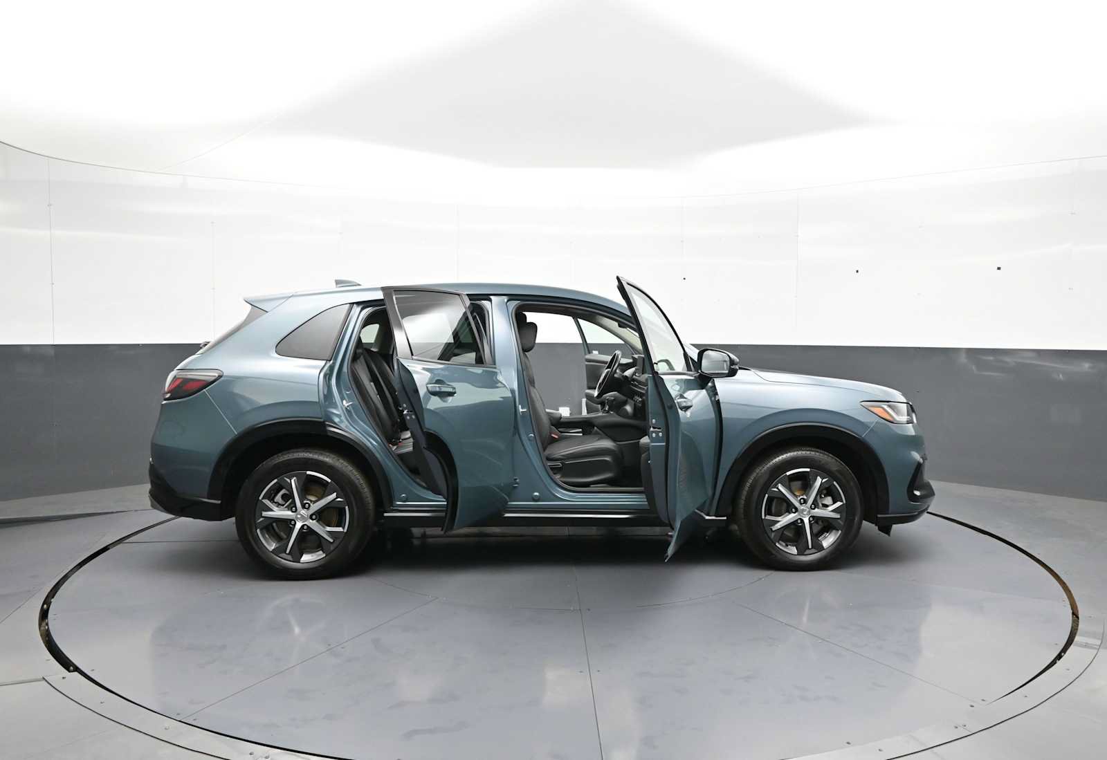 Used 2024 Honda HR-V EX-L image 40