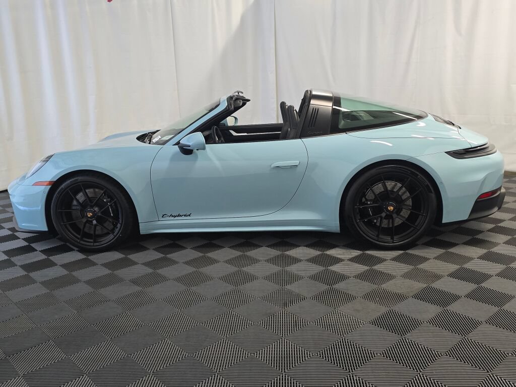 Used 2026 Porsche 911 Targa 4 GTS AWD/4WD image 2