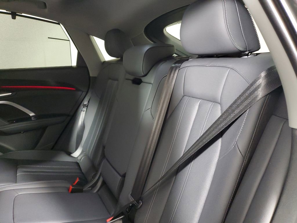 New 2026 Audi Q5 Premium Plus AWD/4WD image 9