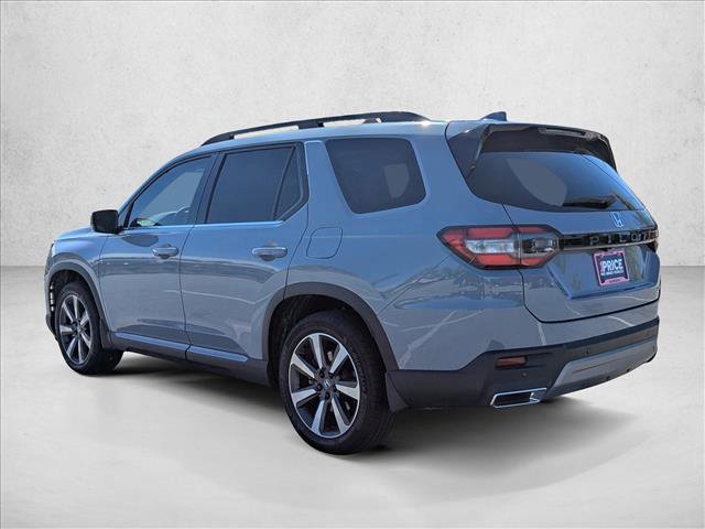 Used 2024 Honda Pilot Touring image 7