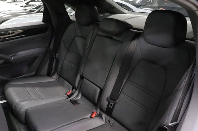 Used 2022 Porsche Cayenne Platinum Edition AWD/4WD image 15