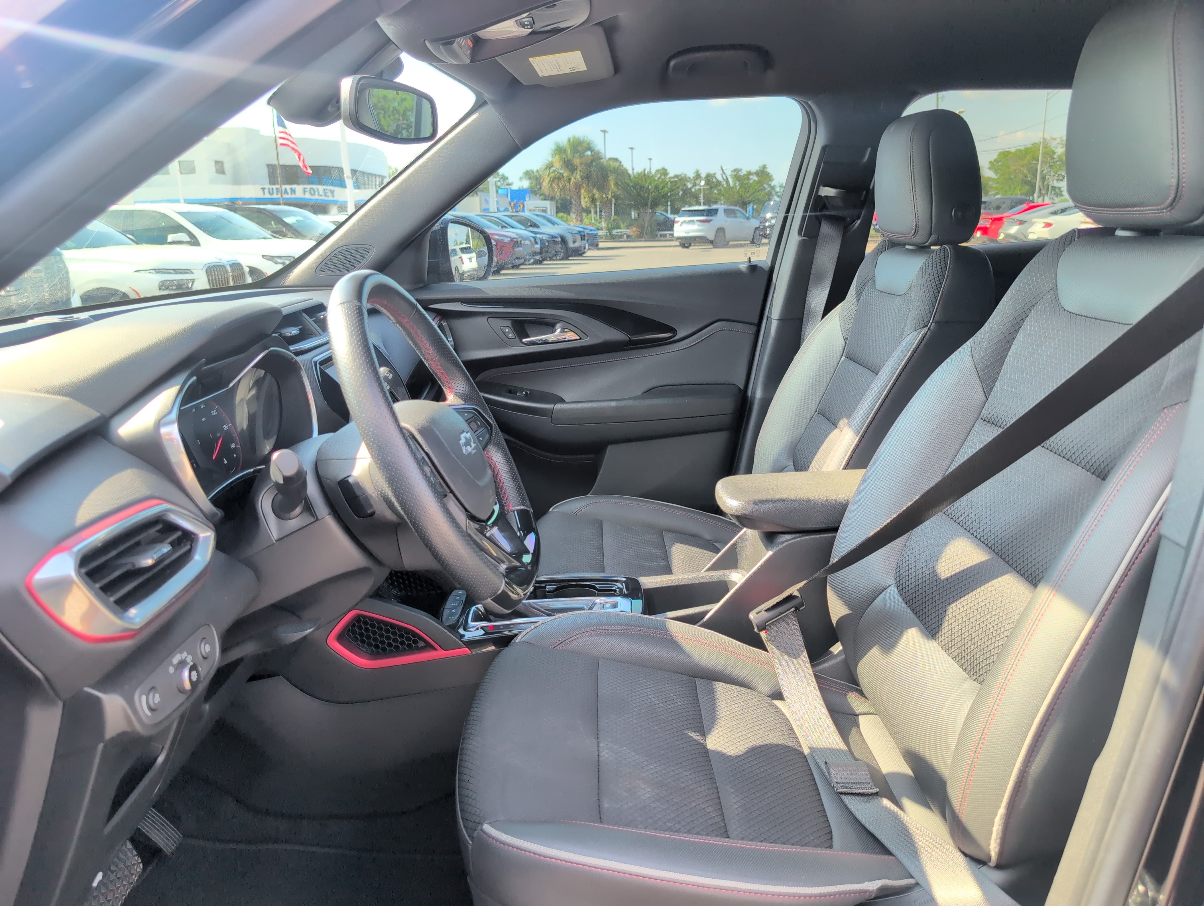 Used 2023 Chevrolet TrailBlazer RS w/ Convenience Package FWD image 13