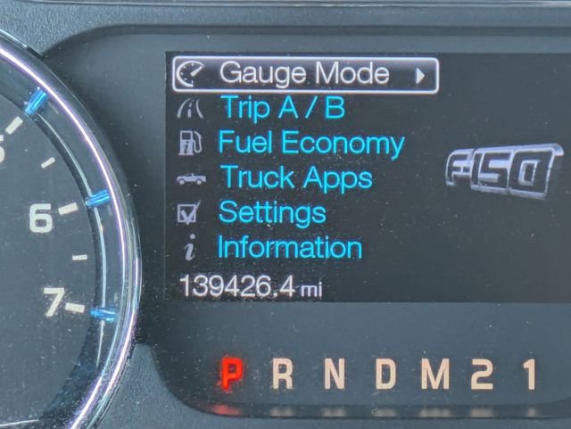 Used 2017 Chrysler 300 S AWD/4WD image 17
