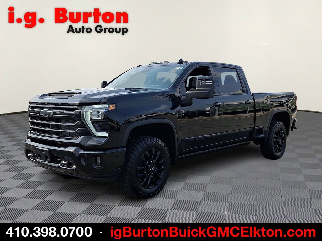Certified 2026 Chevrolet Silverado 2500 High Country w/ High Country Premium Package AWD/4WD image 3