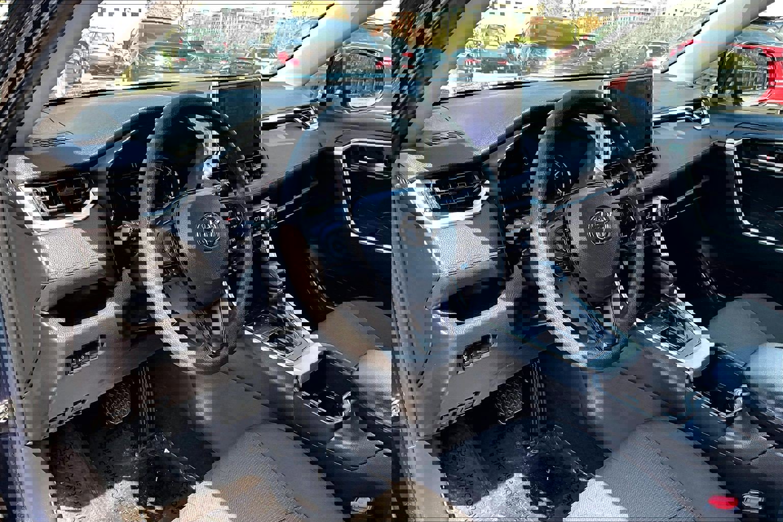 Used 2023 Toyota RAV4 XLE image 13