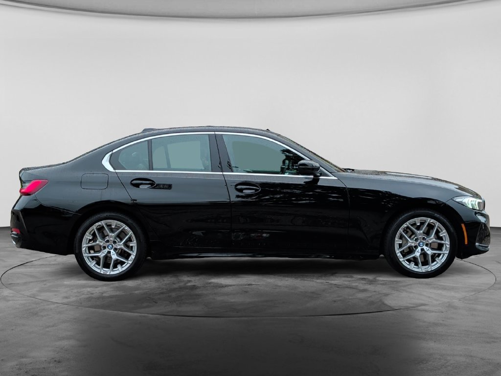 Used 2026 BMW 330i xDrive Sedan AWD/4WD image 8