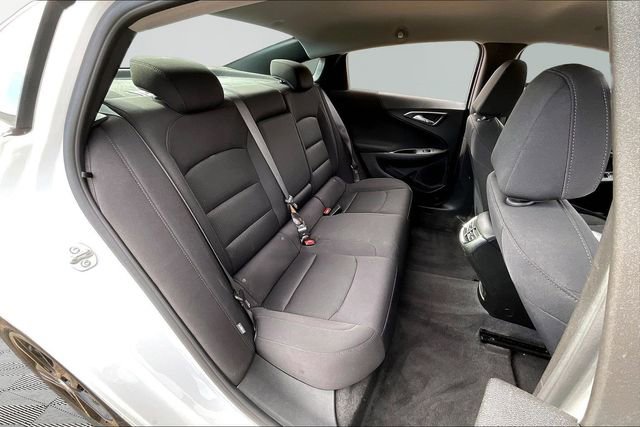 Used 2024 Chevrolet Malibu LT image 17