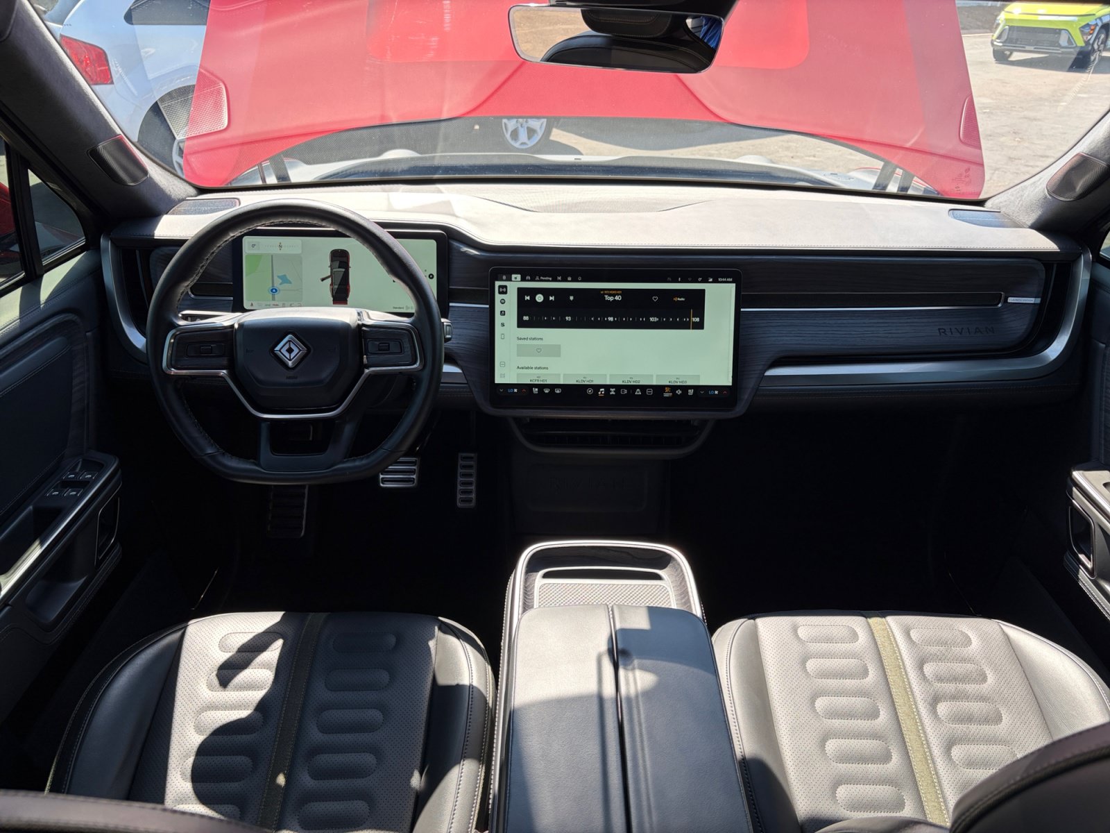 Used 2024 Rivian R1S Adventure AWD/4WD image 16