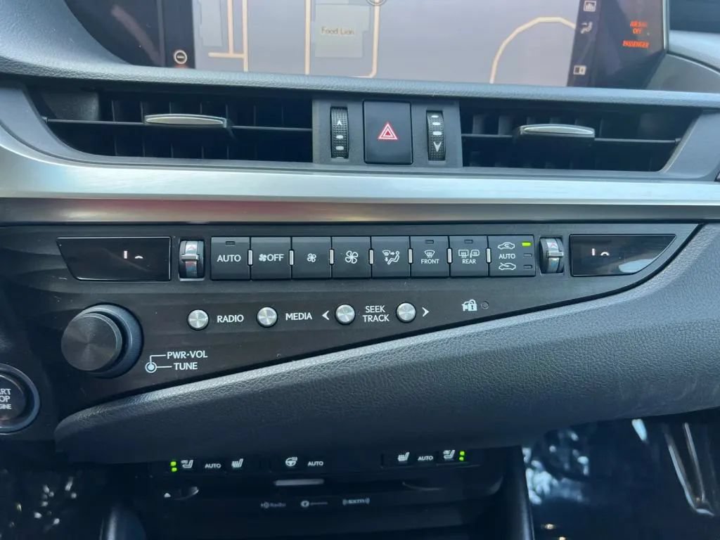 Used 2019 Lexus ES 350 w/ Premium Package FWD image 42