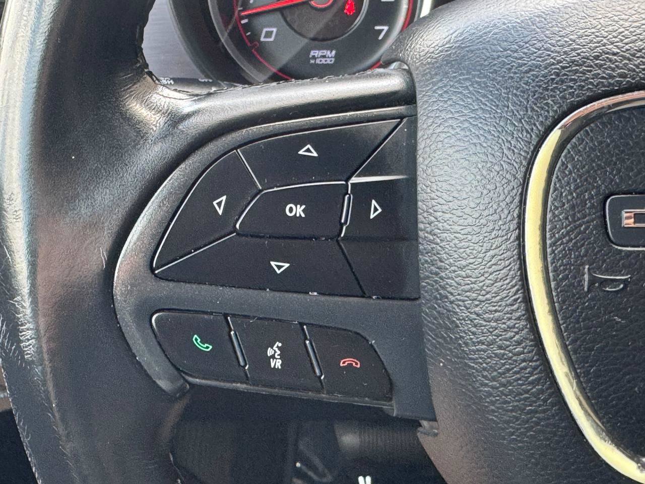 Used 2018 Dodge Charger SXT RWD image 21