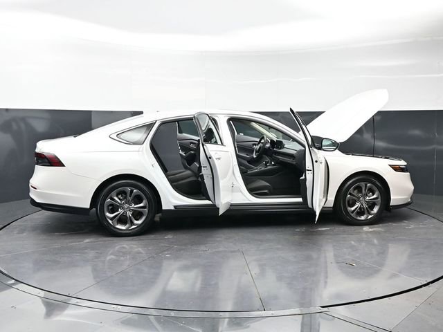 Used 2024 Honda Accord EX image 36