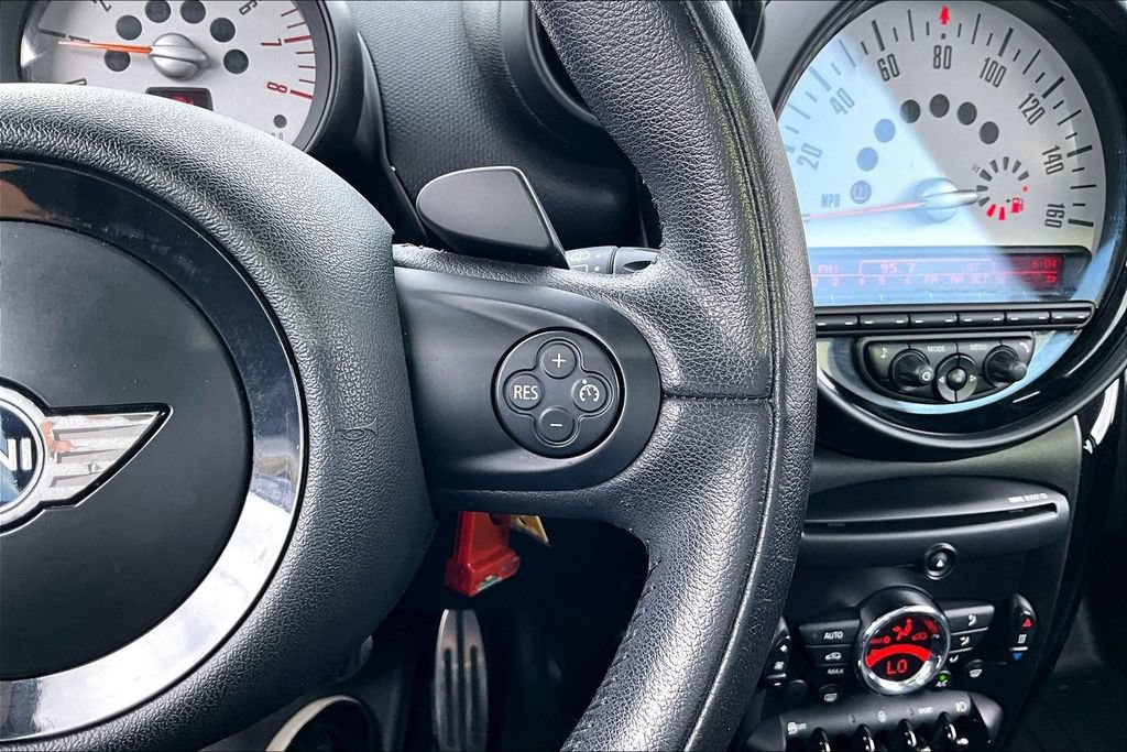 Used 2014 MINI Cooper Countryman S FWD image 29