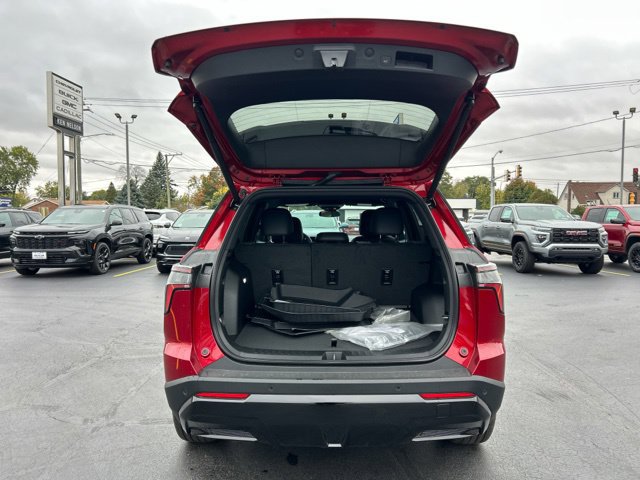 New 2027 Chevrolet Equinox RS w/ Convenience Package III AWD/4WD image 9