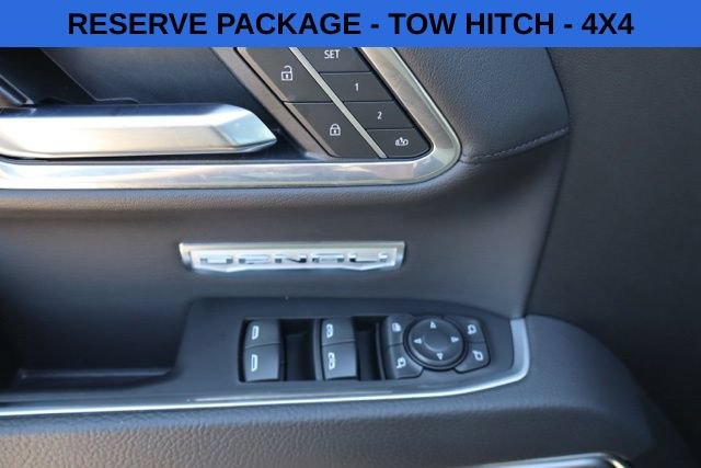 Used 2025 GMC Sierra 1500 Denali w/ Denali Reserve Package AWD/4WD image 10