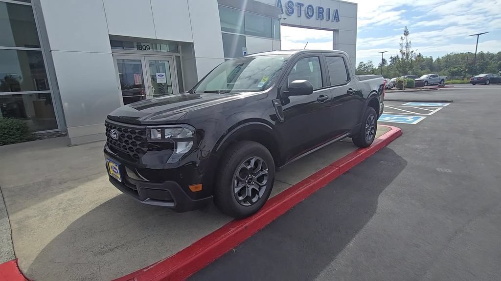 Used 2026 Ford Maverick XLT w/ Equipment Group 301A AWD/4WD image 8