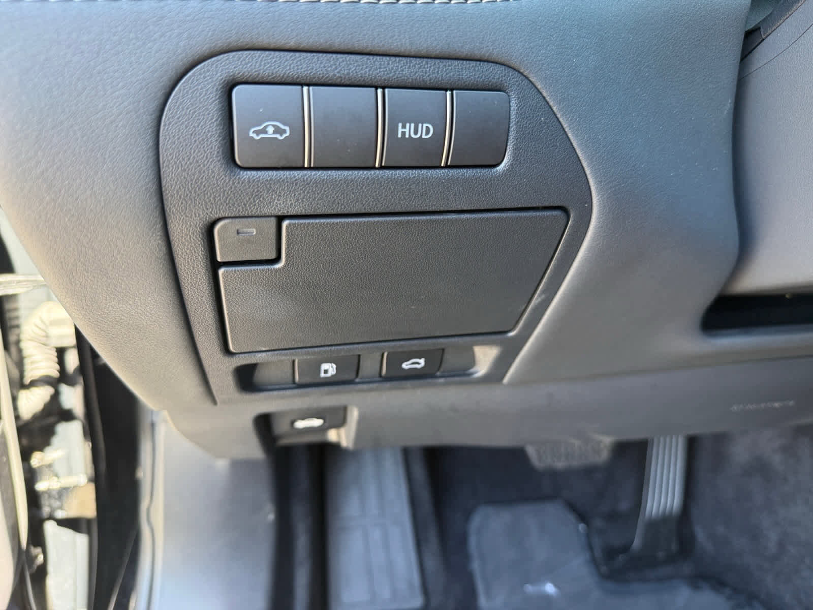 Used 2023 Lexus LS 500 w/ Interior Upgrade Package image 26