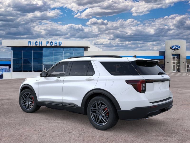 New 2026 Ford Explorer ST-Line w/ ST-Line Street Pack AWD/4WD image 4