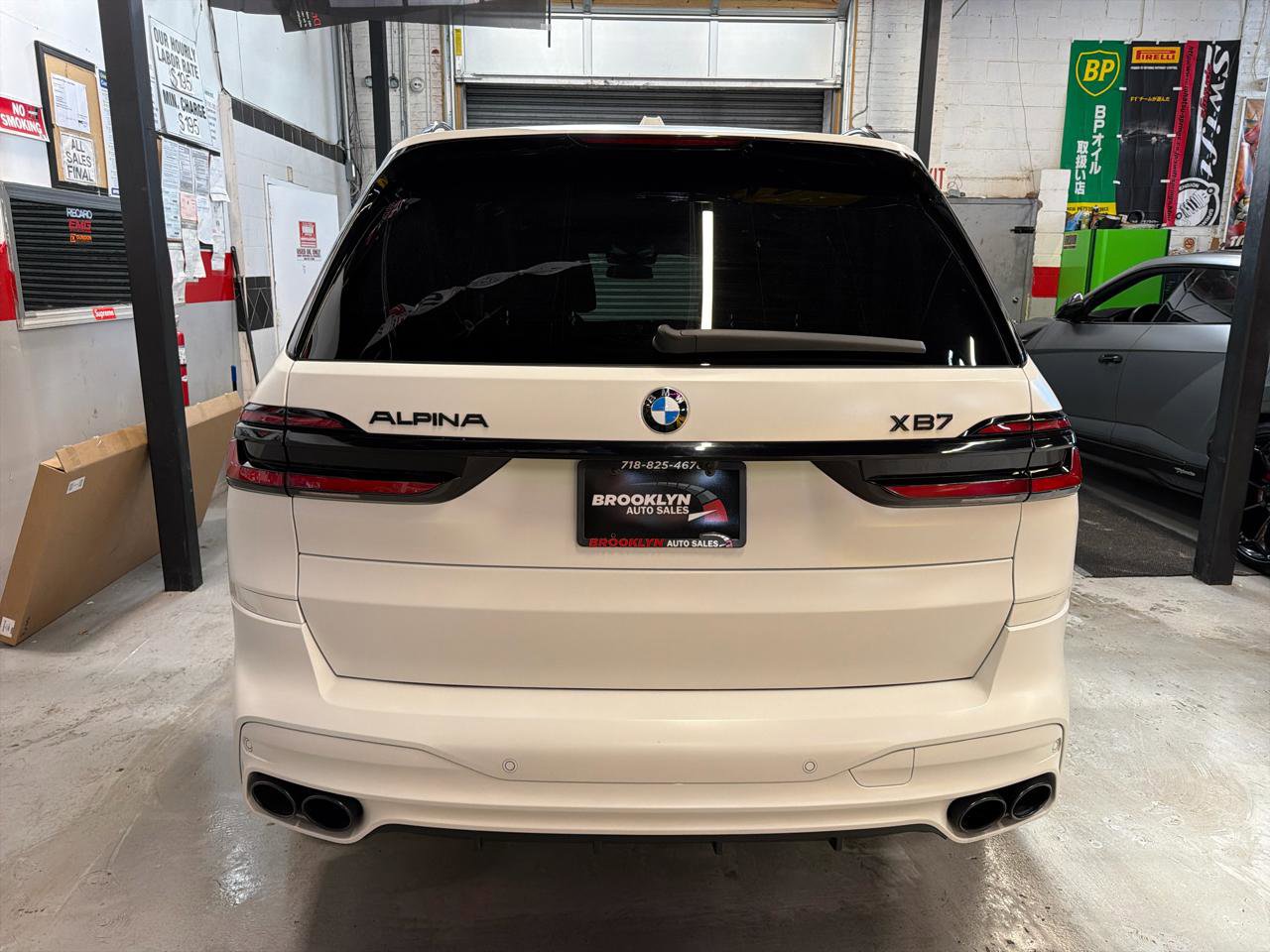 Used 2023 BMW ALPINA XB7 image 7