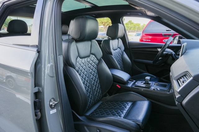 Used 2019 Audi SQ5 Premium Plus w/ Premium Plus Package AWD/4WD image 30
