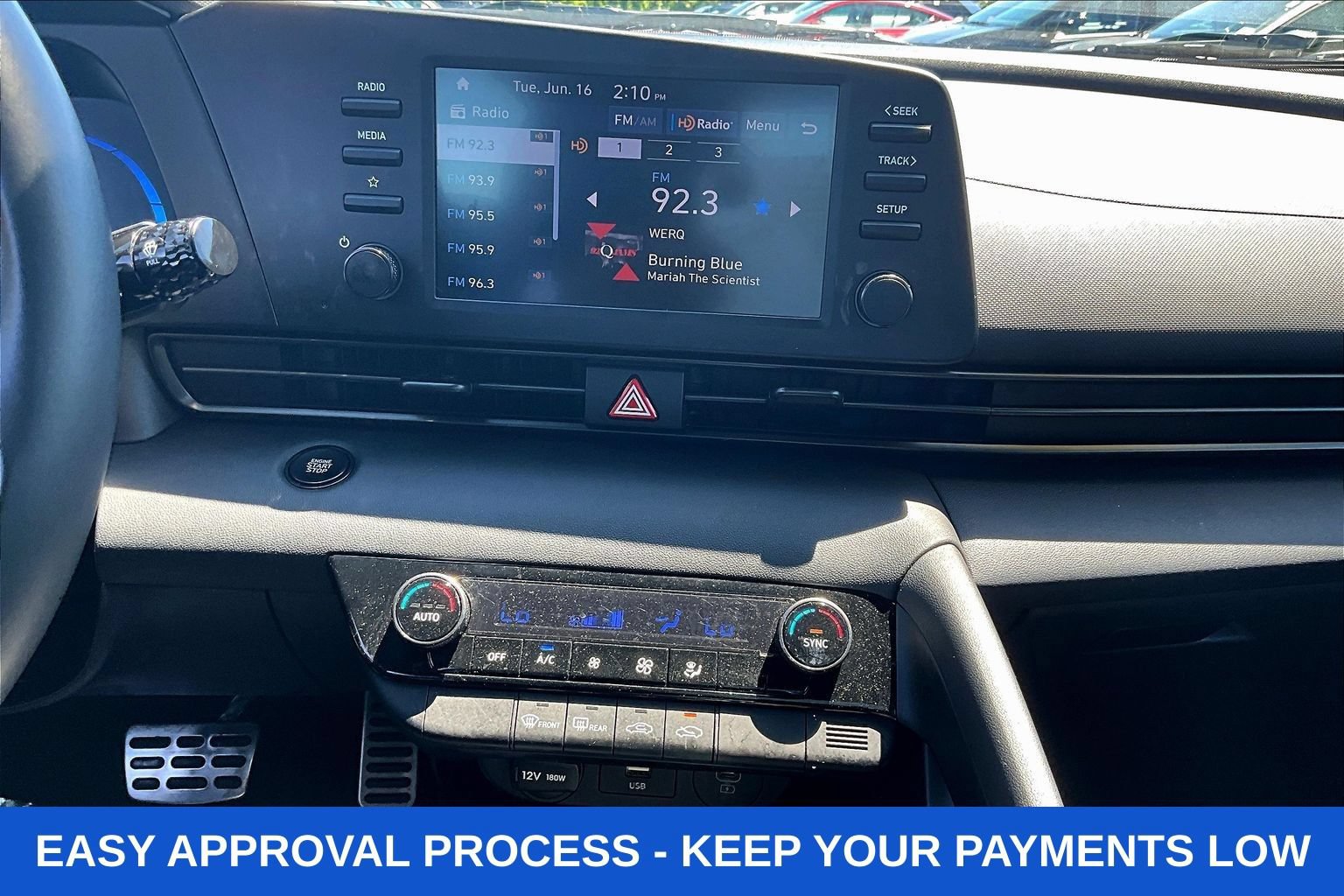 Used 2025 Hyundai Elantra Sport FWD image 18