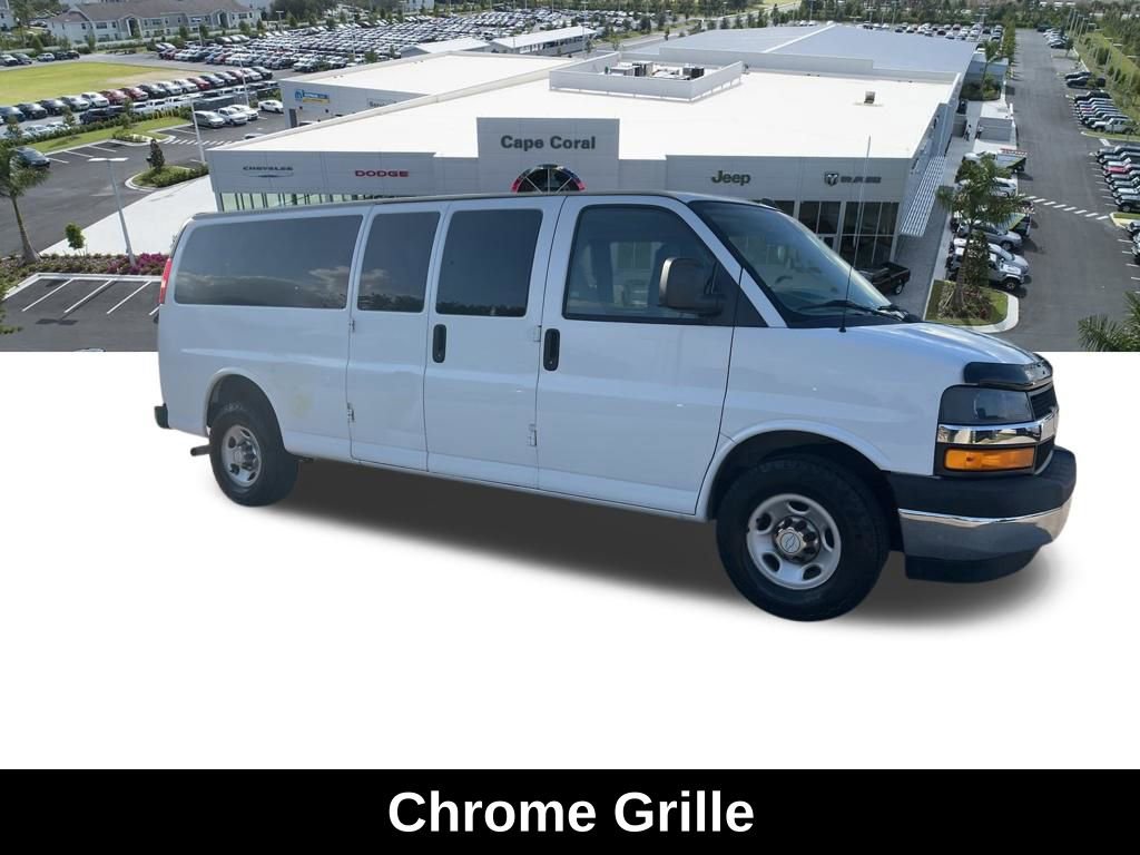Used 2019 Chevrolet Express 3500 LT w/ LT Preferred Equipment Group RWD image 10