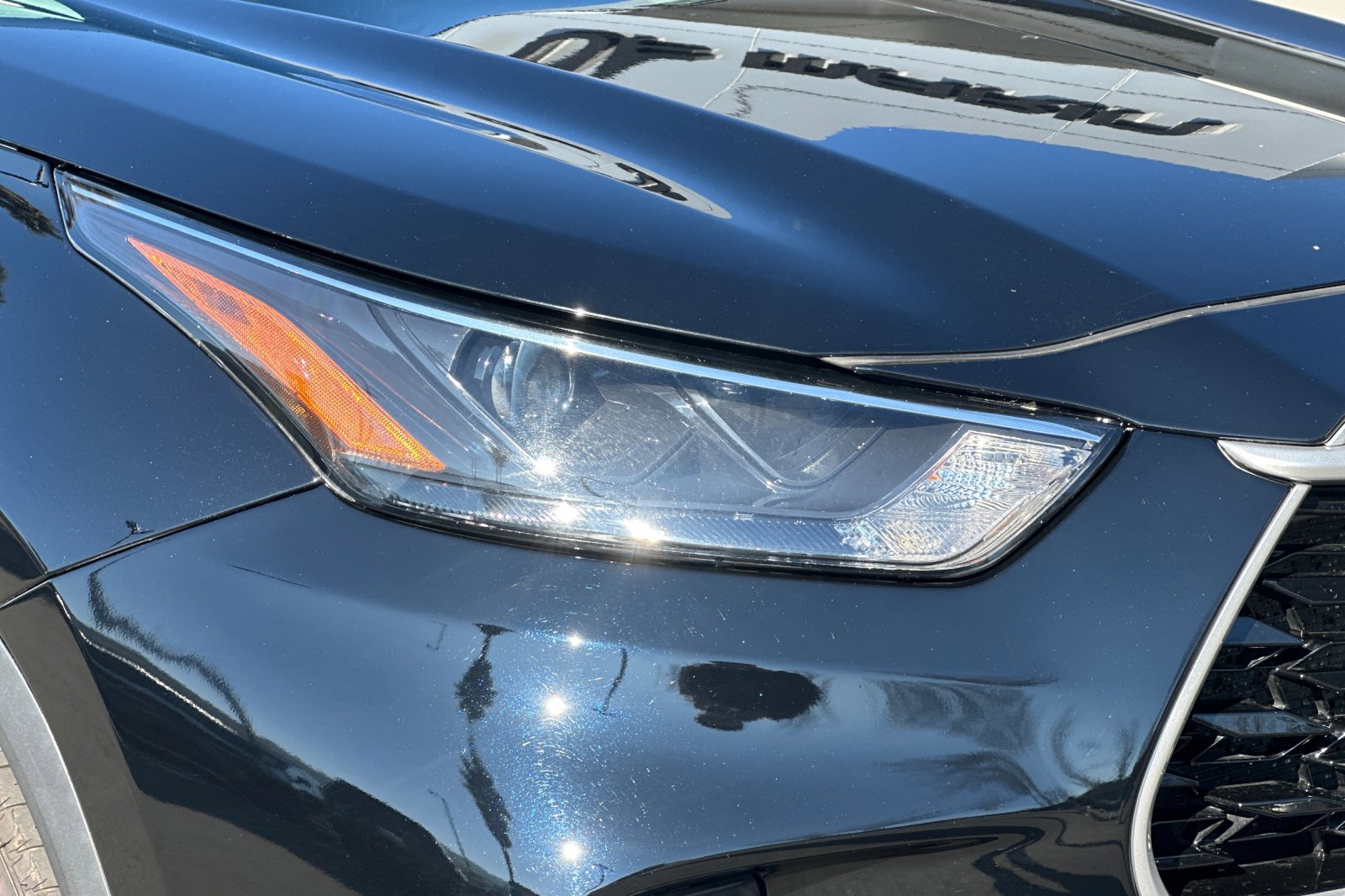 Used 2022 Toyota Highlander XLE image 11