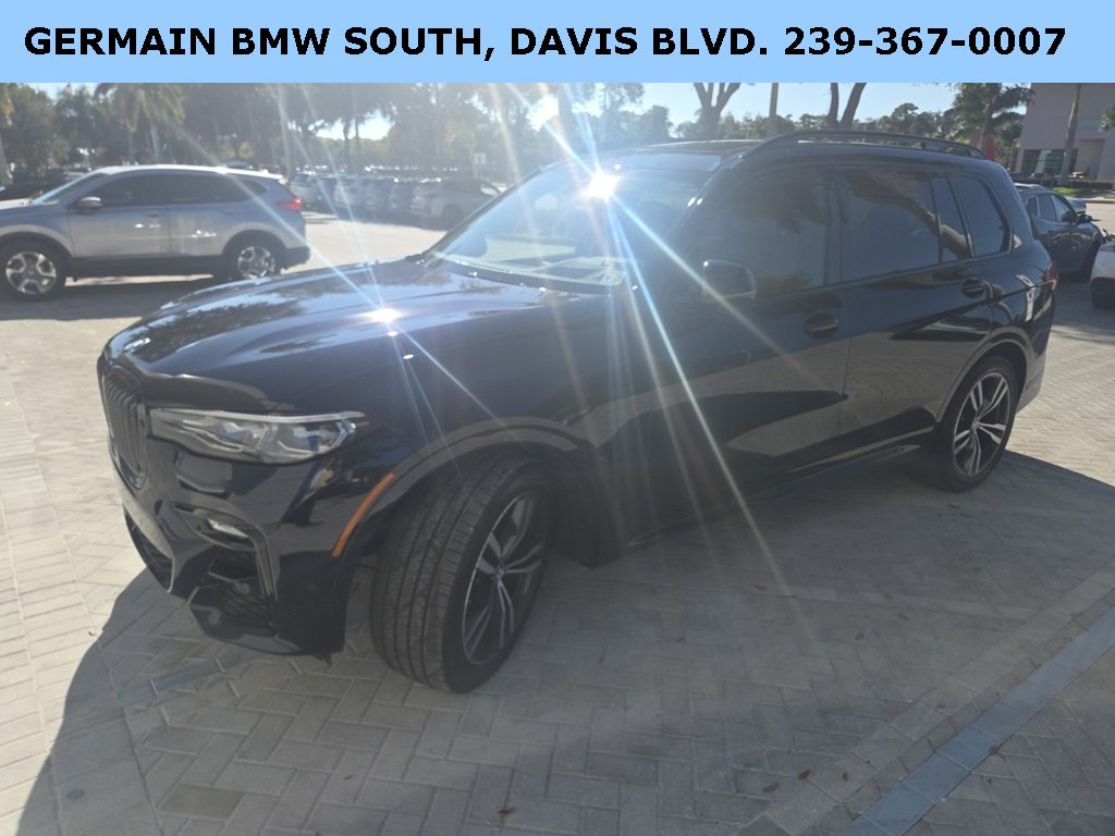 Certified 2022 BMW X7 M50i w/ Executive Package image 9