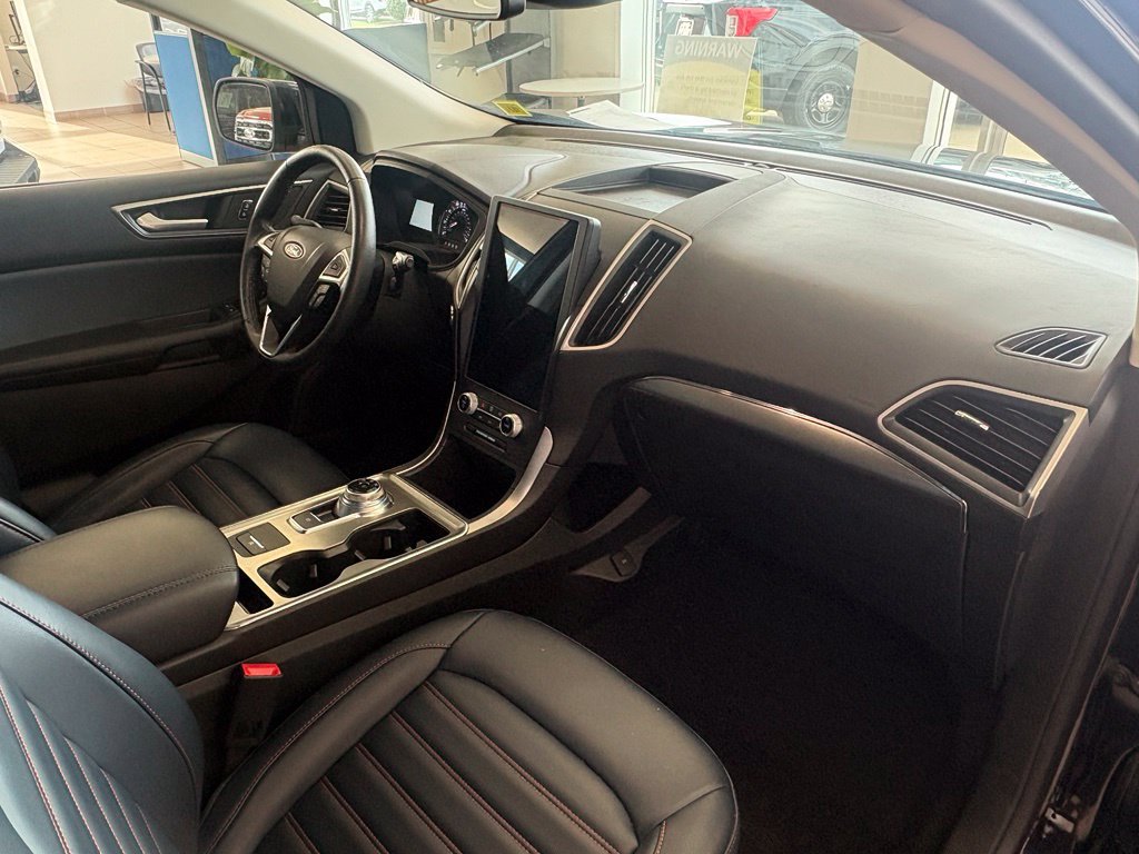 Used 2022 Ford Edge SEL w/ Sport Appearance Package AWD/4WD image 28