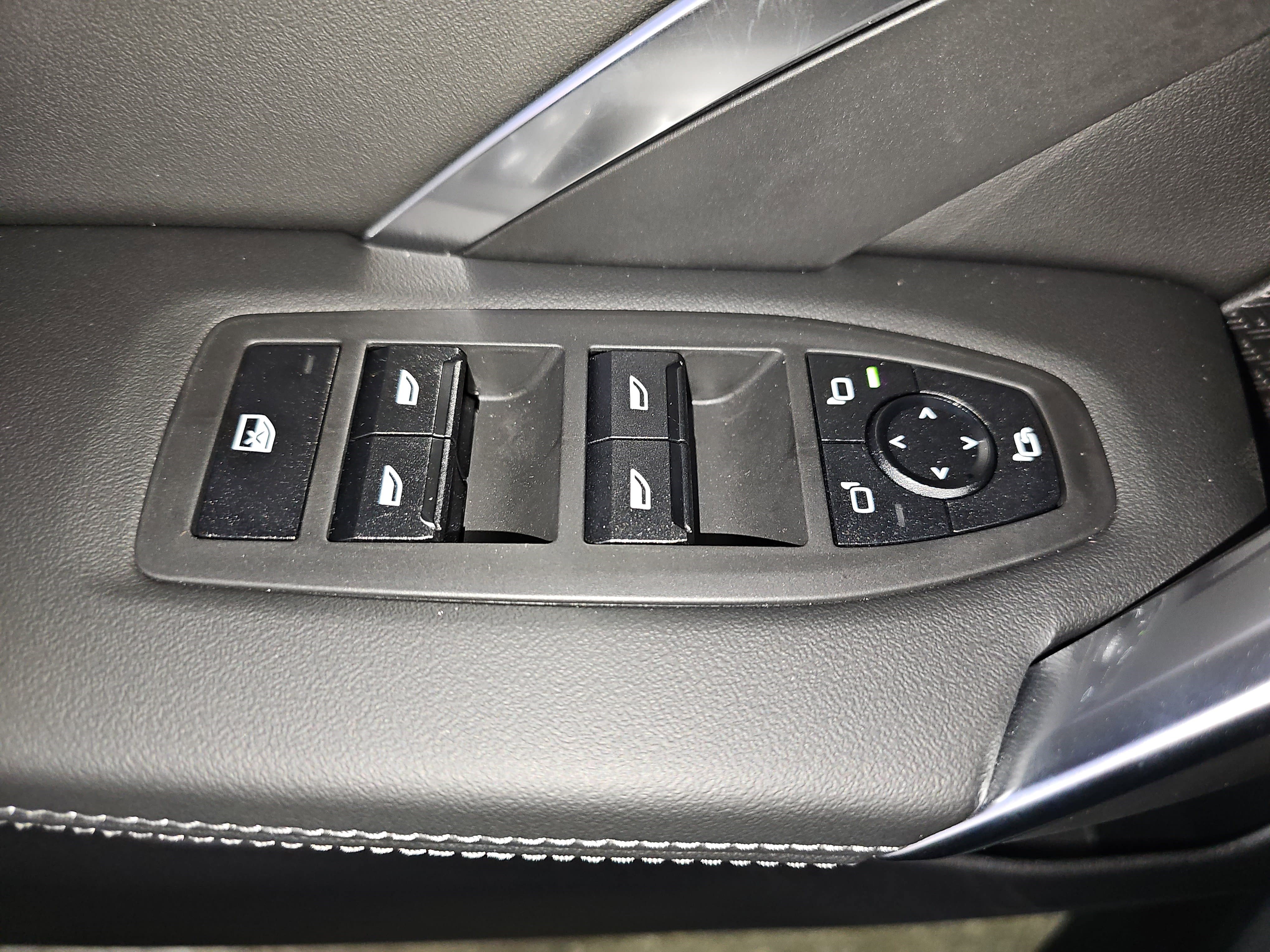 New 2026 BMW X2 xDrive28i w/ Technology Package image 29