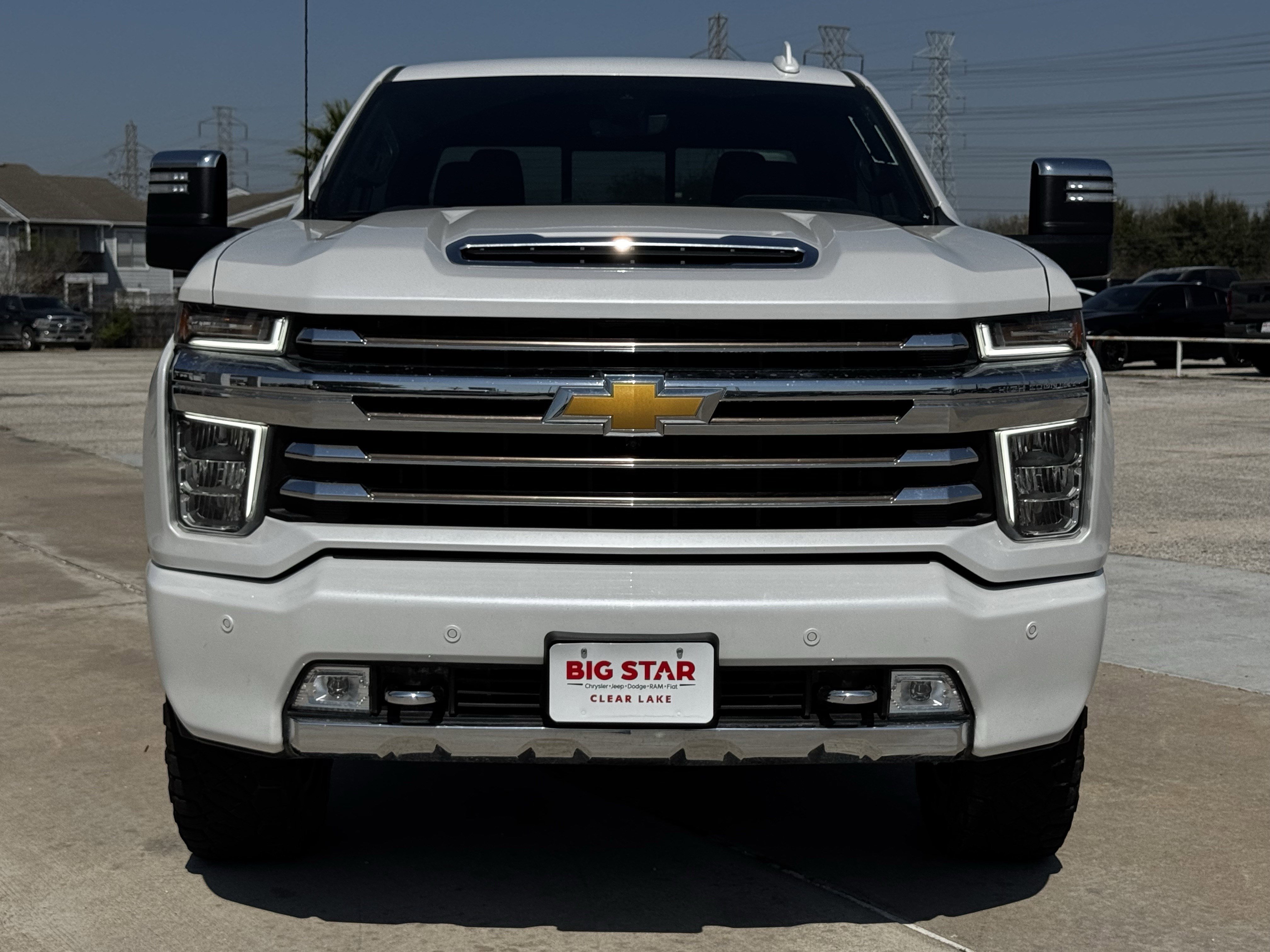 Used 2023 Chevrolet Silverado 2500 High Country image 3