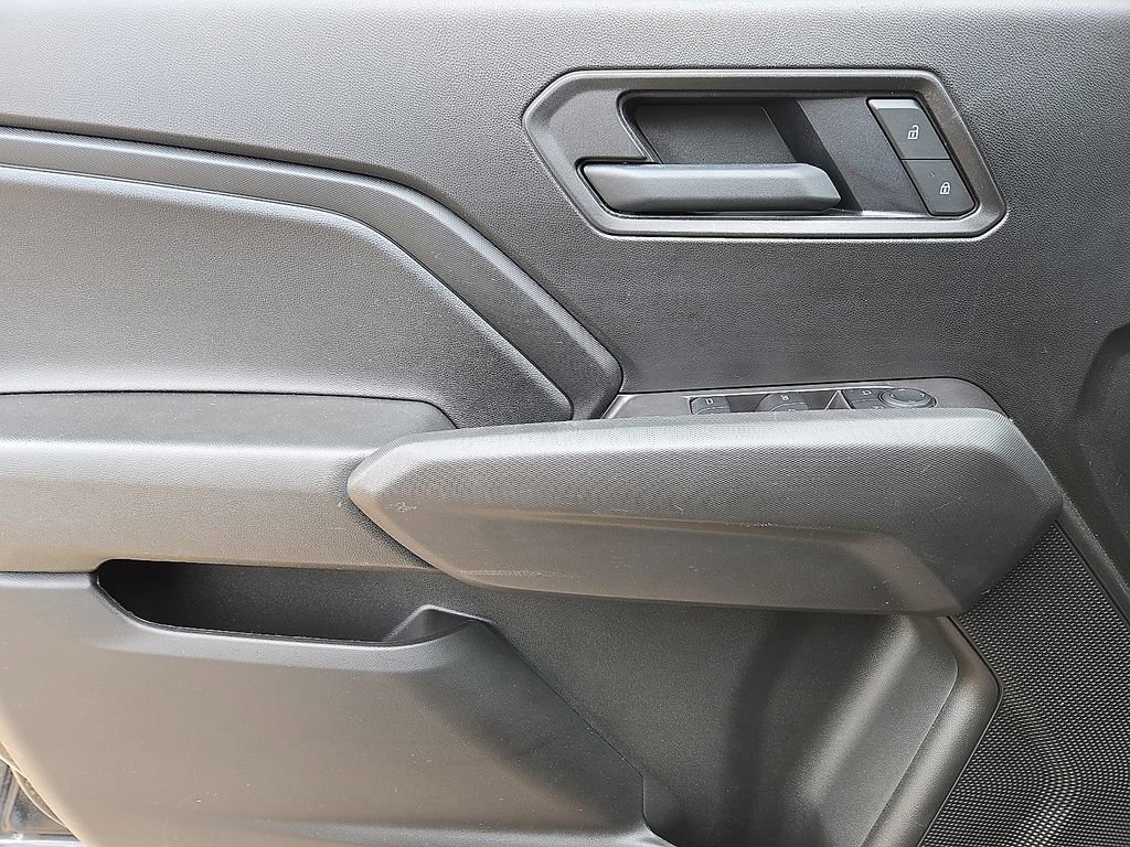 Used 2025 Chevrolet Colorado Trail Boss w/ Midnight Edition image 18