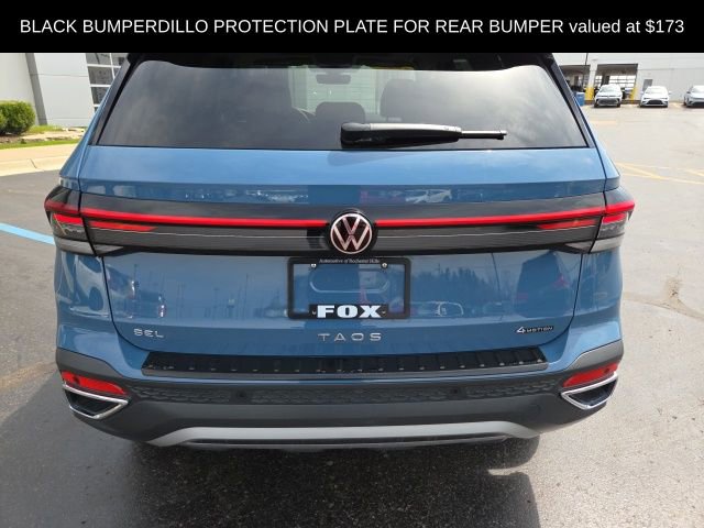 Used 2025 Volkswagen Taos SEL w/ Black Wheel Plus Package AWD/4WD image 7