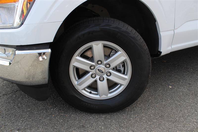 Used 2022 Ford F150 XLT w/ Equipment Group 301A Mid AWD/4WD image 9