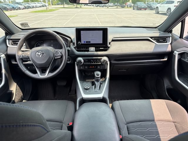 Used 2024 Toyota RAV4 SE w/ Convenience Package AWD/4WD image 14