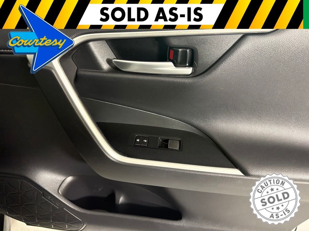 Used 2021 Toyota RAV4 Limited FWD image 12