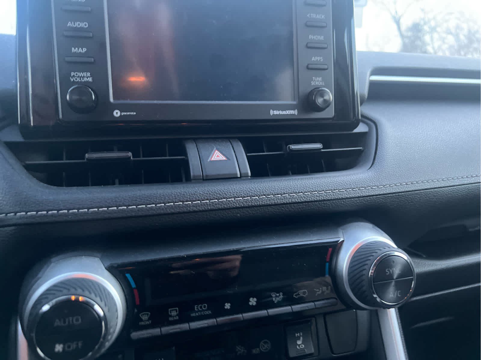 Certified 2020 Toyota RAV4 XLE image 7