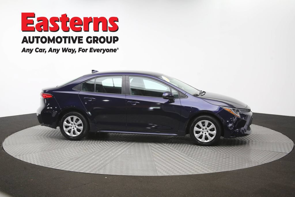 Used 2021 Toyota Corolla LE FWD image 45