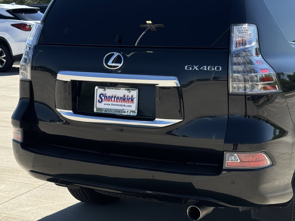 Used 2023 Lexus GX 460 Premium w/ Premium Plus Package AWD/4WD image 6