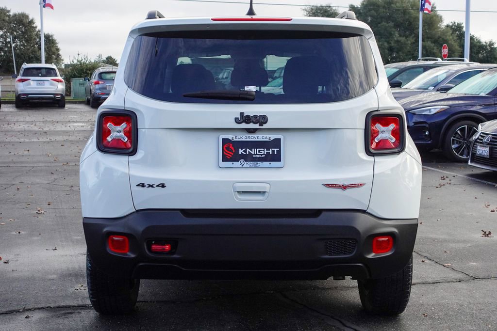 Used 2023 Jeep Renegade Trailhawk image 9