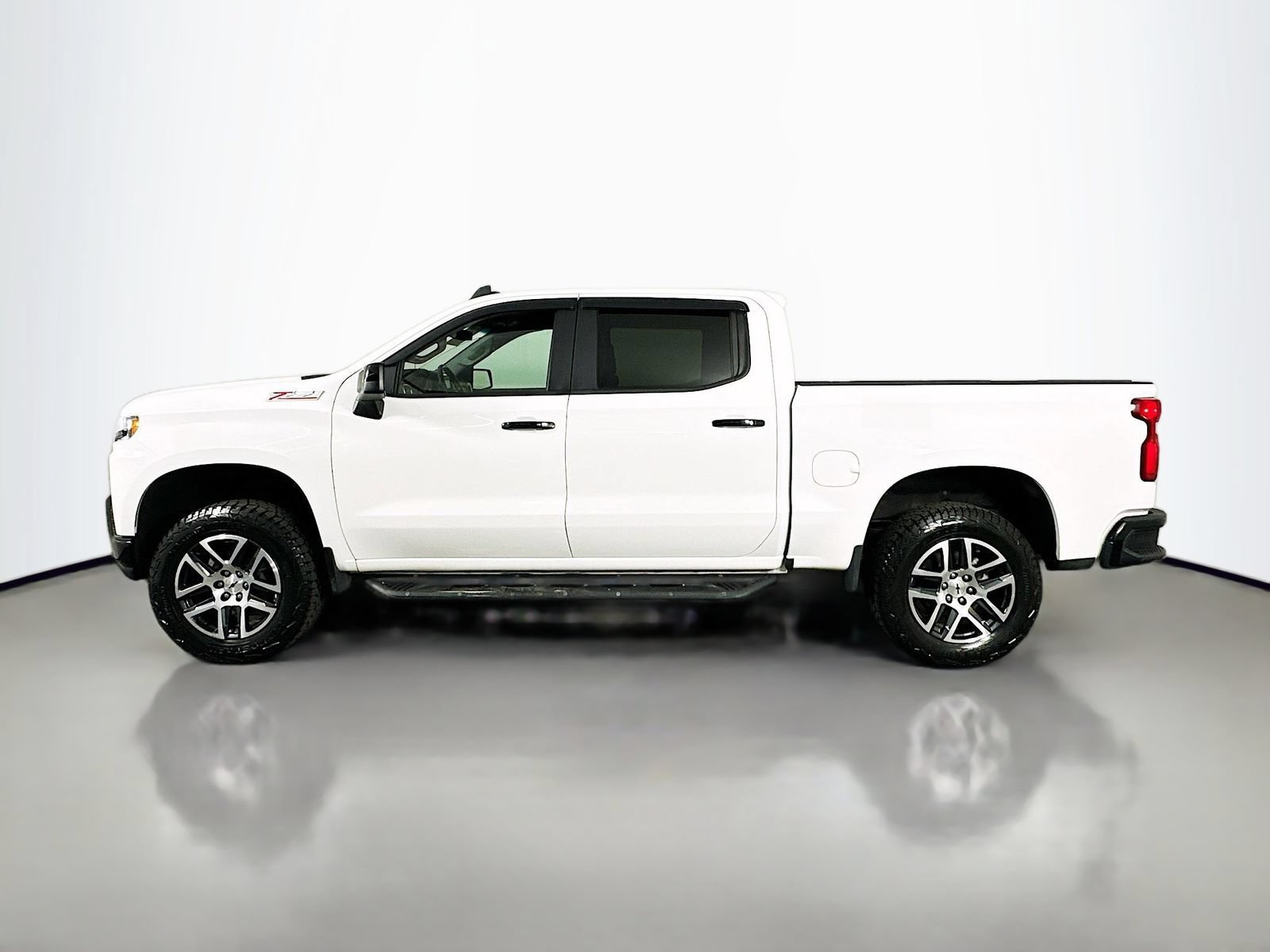 Used 2019 Chevrolet Silverado 1500 LT Trail Boss w/ Convenience Package AWD/4WD image 5