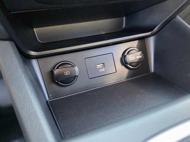 Used 2023 Hyundai Kona SE w/ Cargo Package image 29