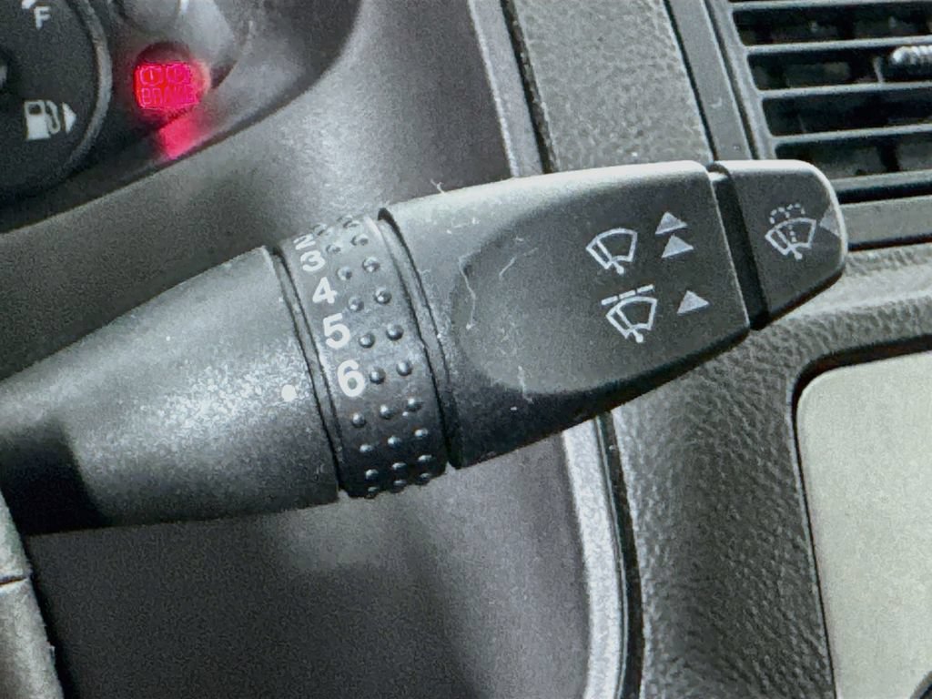 Used 2007 Ford Focus S FWD image 13