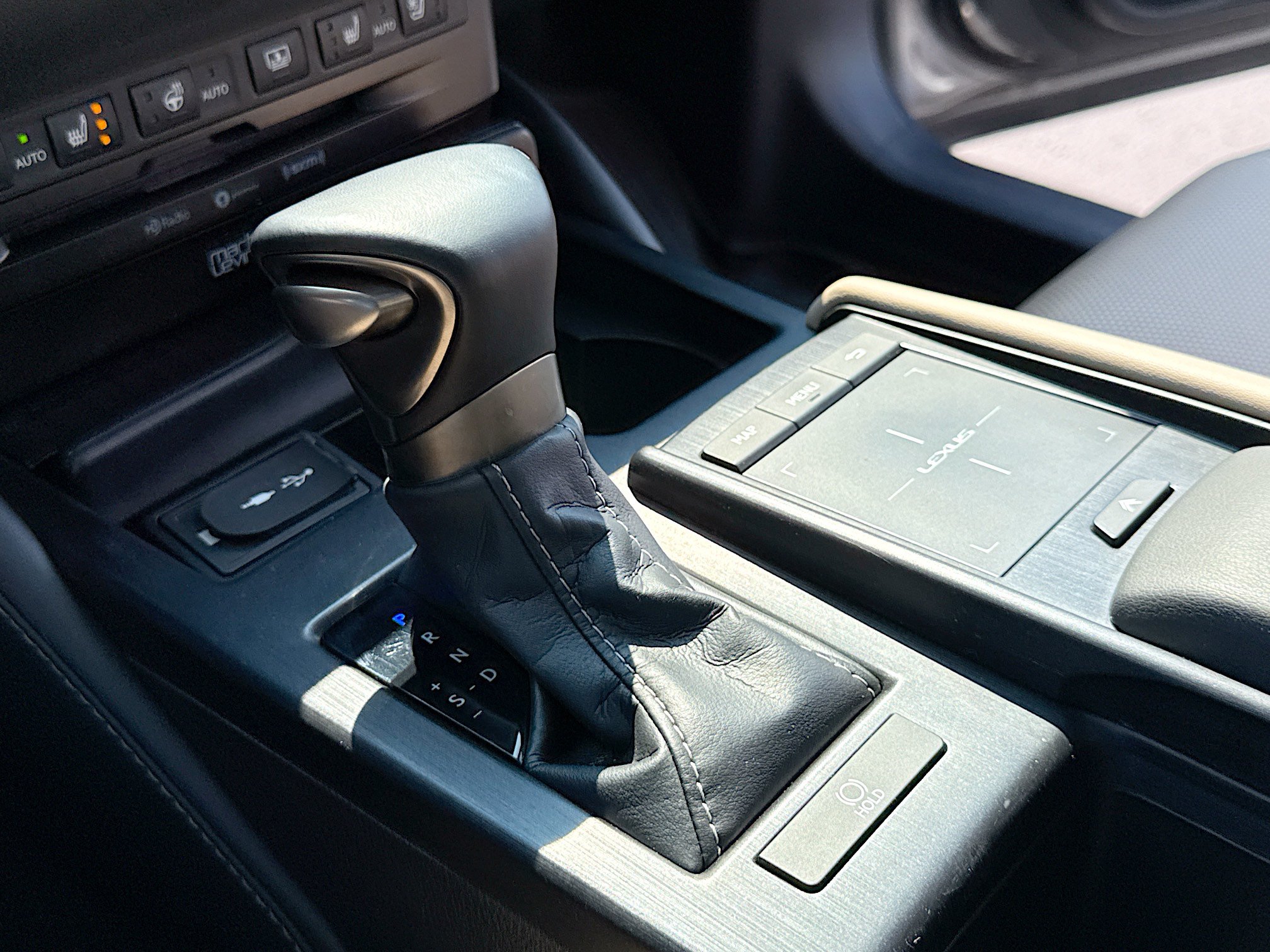 Used 2019 Lexus ES 350 w/ Accessory Package 2 FWD image 10